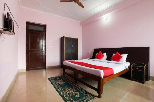 Charbagh Hotel | Explore Family-Friendly Comfort at OYO Flagship Hotel Olive Tree