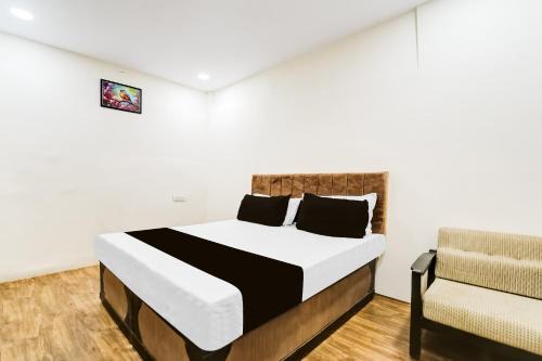Kolar Road Hotel | Budget-Friendly Family Retreat at OYO Hotel Cloud Bay