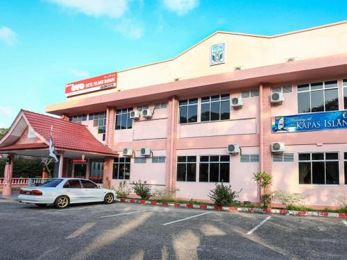 Kampung Kijing Hotel | Budget-Friendly Family Retreat at Hotel Pelangi Marang