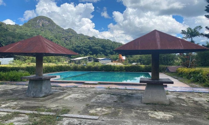 Makassar Hotel | Budget-Friendly Stay at OYO 91073 Rantepao Lodge