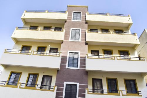 Wagholi Hotel | Hotel O Sai Residency