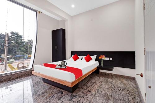 Narasapura Hotel | Budget-Friendly OYO Sapthagiri Residency with Breakfast & More