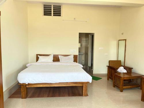 Ganjam Hotel | Hotel O Sri Lakshmi Dev's Comfort
