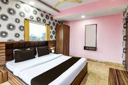 Rajarhat Hotel | Budget-Friendly FabExpress Sunshine: Family-Friendly Stays