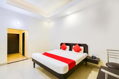 Shergarh Hotel | Discover OYO 41434 The Thar Mid Way Hotel & Restaurant