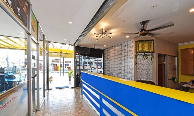 Kampung Guar Sanji Hotel | Top-Rated OYO 90508 Ummul Motel with Free Breakfast