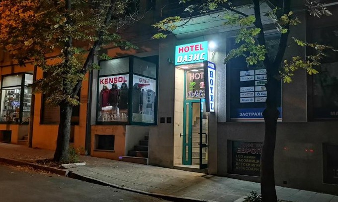 Haskovo Hotel | Discover Hotel Oazis: Child-Friendly & Guest Rated 9/10