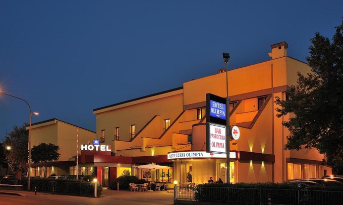 Imola Hotel | Discover Hotel Olimpia: Pet-Friendly 4-Star Retreat
