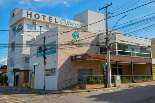 Santuario Hotel | Budget-Friendly Hotel Oliveiras: Family Dining & High Ratings