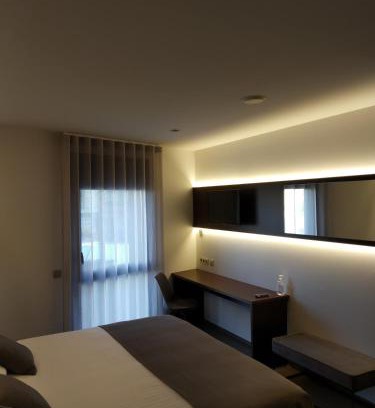 Olot Hotel | Discover Hotel Olot Centre: Family-Friendly with Pool Access