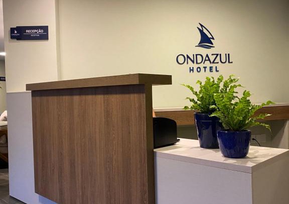 Valenca Hotel | Family-Friendly Retreat at Hotel Onda Azul with Dining Options