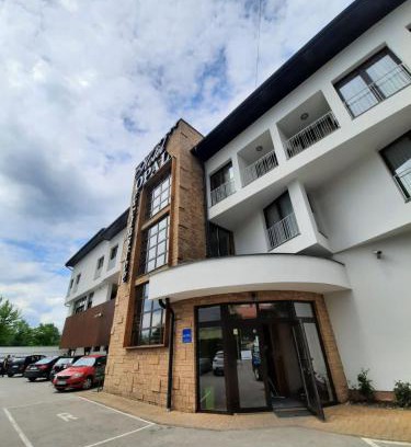 Mali Radic Hotel | Discover Hotel Opal - Bihać's 4-Star Gem with Spa & Pool