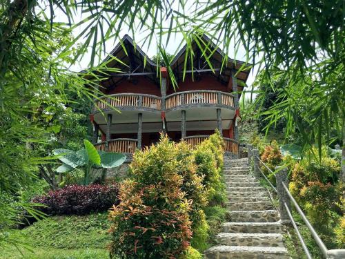 Bukit Lawang Hotel | Discover Hotel Orangutan: Pet-Friendly & Family Friendly Stay