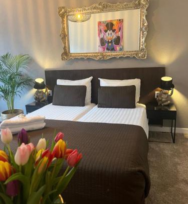 Delfshaven Hotel | Budget-Friendly Hotel Orion with Free Breakfast & Great Reviews