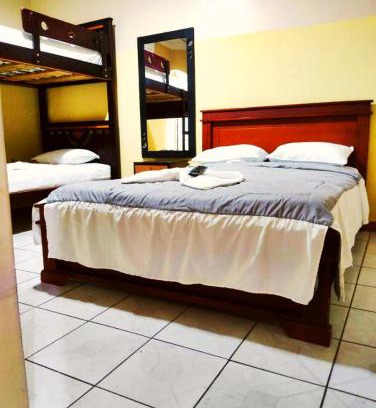 Huaquillas Hotel | Hotel Orquídeas South