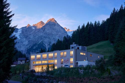 Stelvio Hotel | Welcoming Hotel Ortles B&B with Hot Tub & Pet-Friendly Stays