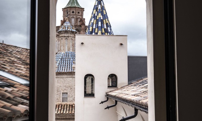 Old Town Hotel | Elegant Hotel Palacio La Marquesa - 4-Star Comfort Awaits