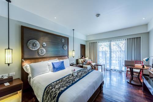 Mahipalpur Hotel | Hotel Palm Emerald At Airport