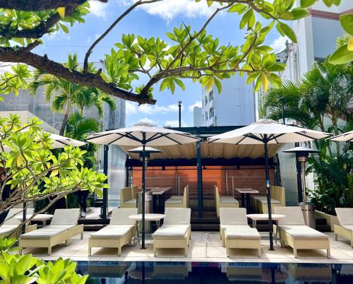 Makishi Hotel | Discover Hotel Palm Royal Naha on Kokusai Street