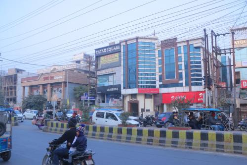 Mathura Hotel | Budget-Friendly Getaway at The Panachi with Breakfast