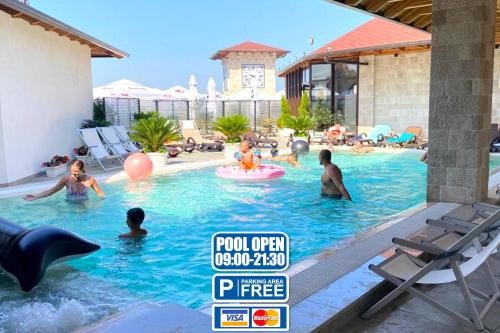 Kruje Hotel | Experience Hotel PANORAMA: Castle Views and Family Amenities