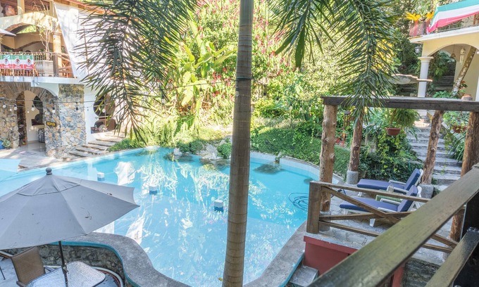 Xilitla Hotel | Discover Relaxation at Hotel Paraiso Encantado with Pool & Spa