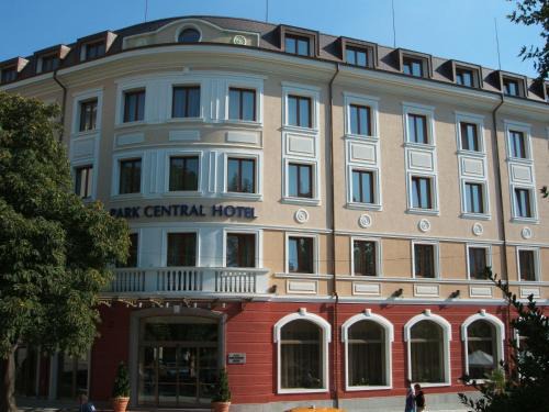 Sliven Hotel | Ideal Getaway at Hotel Park Central: Pet-Friendly & More