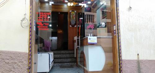Ajmer Hotel | Discover Hotel Parth Palace: Family and Pet-Friendly Stay