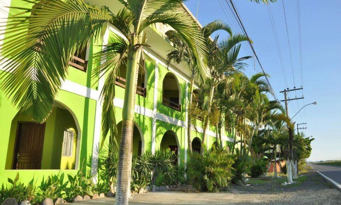 Barra Velha Hotel | Cozy Hotel Paulista with Ocean View & Breakfast Included