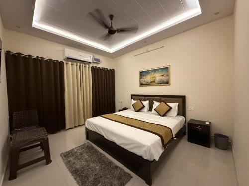 Haldwani Hotel | Hotel Pear
