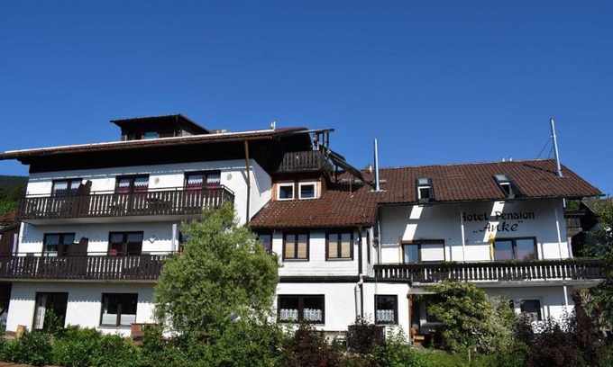Bodenmais Hotel | Pet-Friendly Hotel Pension Anke with Ocean View Dining