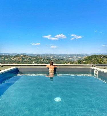 Perugia Hotel | Discover Hotel Perusia: Oceanfront Getaway with Pool