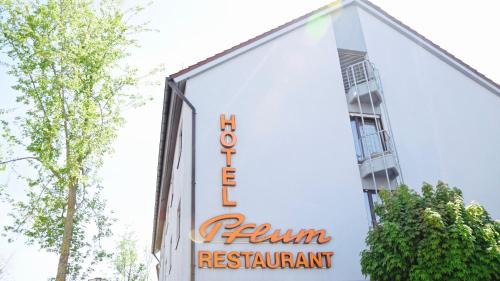 Nuertingen Hotel | Hotel Pflum mit Gästehaus