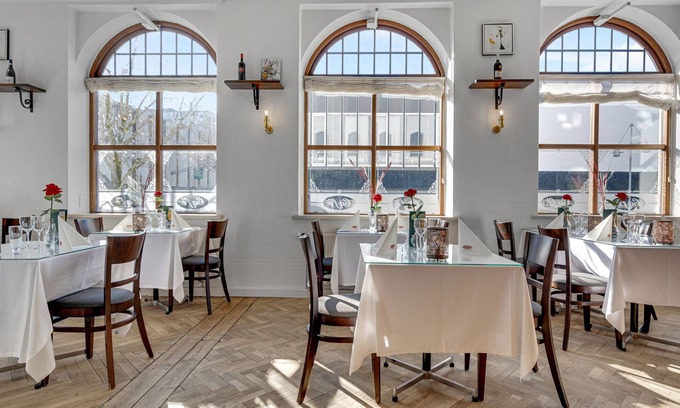 Bronderslev Hotel | Discover Comfort at Hotel Phønix Brønderslev with Family-Friendly Amenities