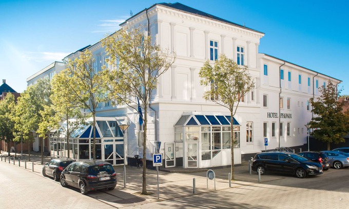 Hjørring Hotel | Welcoming Hotel Phønix Hjørring: Family-Friendly Comfort