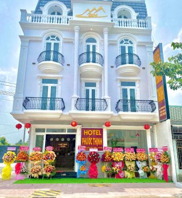 Vinh Long Hotel | Inviting Hotel Phước Thịnh with Hot Tub & Breakfast Options
