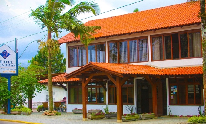 Picarras Hotel | Discover Comfort at Hotel Piçarras with Spa & Dining