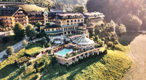 Pichl-Preunegg Hotel | Exceptional Stay at Hotel Pichlmayrgut: Oceanfront Bliss