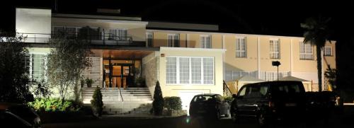 Tarrega Hotel | Discover Hotel Pintor Marsà: Family-Friendly Getaway