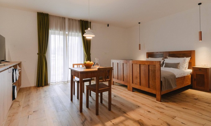 Hrusevje Apartment | Hotel Pira - Studio Deluxe