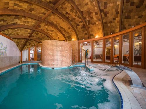 Buk Hotel | Hotel Piroska