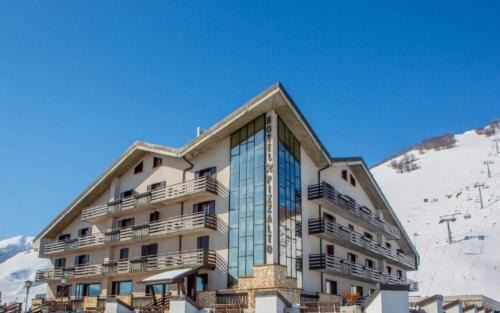 Aremogna Hotel | Discover Hotel Pizzalto: 4-Star Stay with Spa & Hot Tub