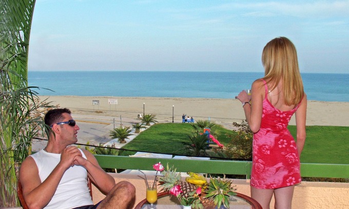 Olymbiaki Akti Hotel | Family-Friendly Getaway at Hotel Platon Beach with Pool