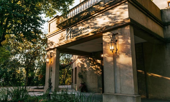 Canning Hotel | Explore Hotel Plaza Central Canning: Family-Friendly Comfort