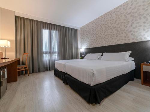 Las Matas Hotel | Family-Friendly Hotel Plaza Las Matas with Breakfast Included