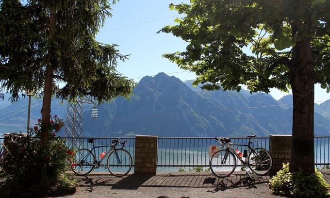 Riva di Solto Hotel | Discover Hotel Poggio d'Oro: Family-Friendly Getaway