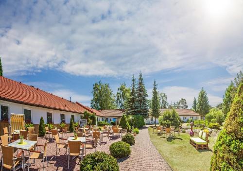 Zinnowitz Hotel | Discover Hotel Pommerscher Hof: Pet-Friendly Oceanfront Stay