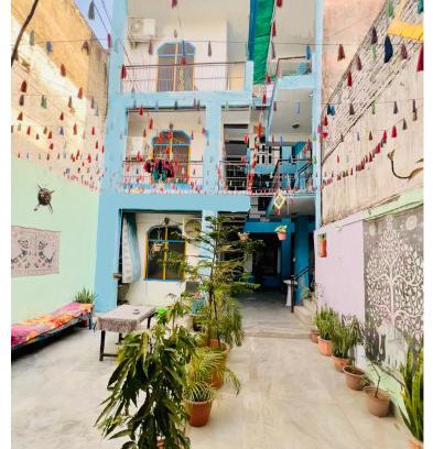 Pushkar Hotel | Discover Hotel Poonam Pushkar: Family-Friendly Retreat