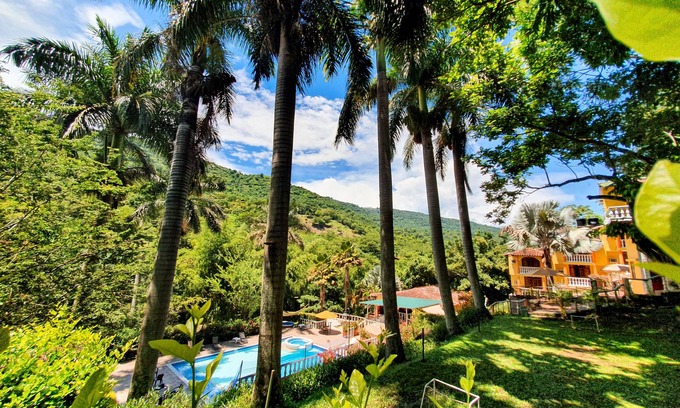 San Gil Hotel | Relax at Hotel Posada Campestre with Pool and Spa