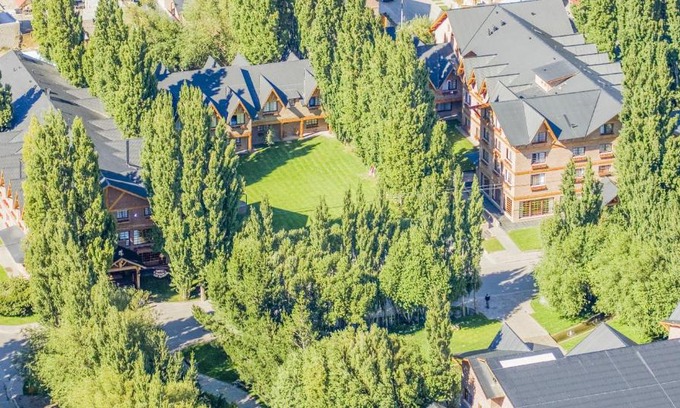El Calafate Hotel | Relax at Hotel Posada Los Alamos: Rated 9/10 with Spa & Pool